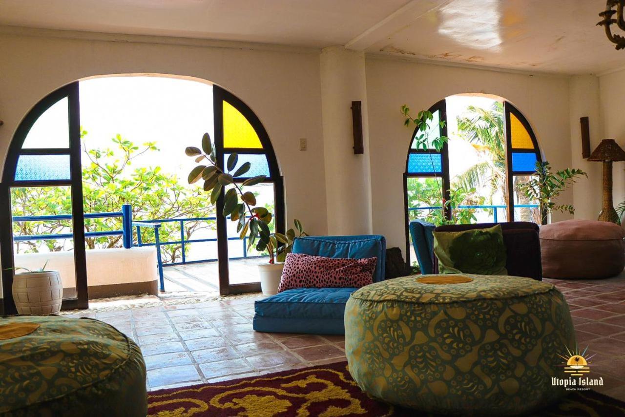 Utopia Island Resort Batangas Екстериор снимка