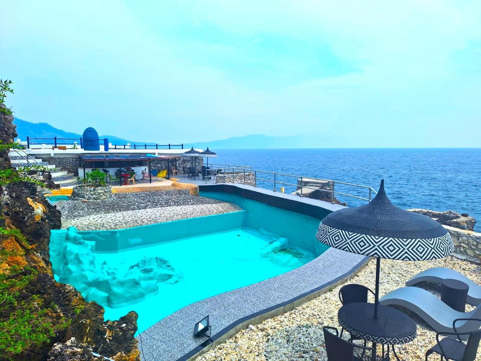Utopia Island Resort Batangas Екстериор снимка